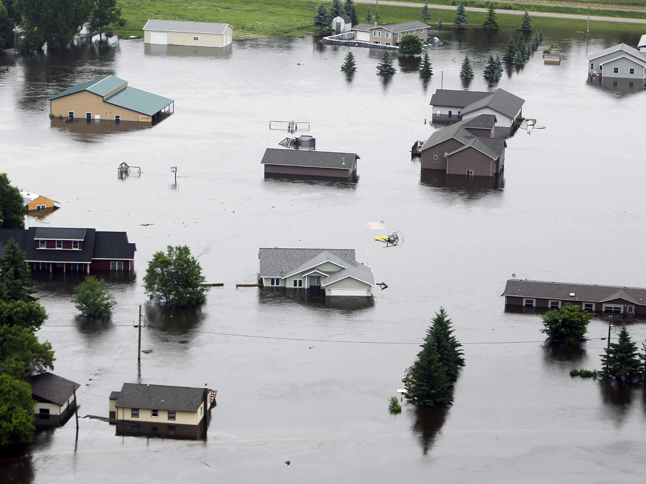 Flooding North Dakota river nears crest CBS News