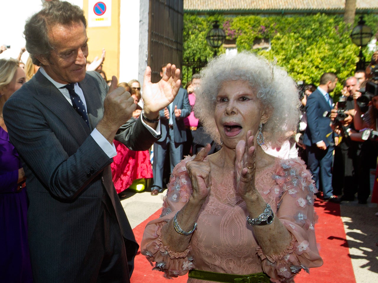 Duchess of Alba, 85, marries for third time Photo 1 Pictures CBS News