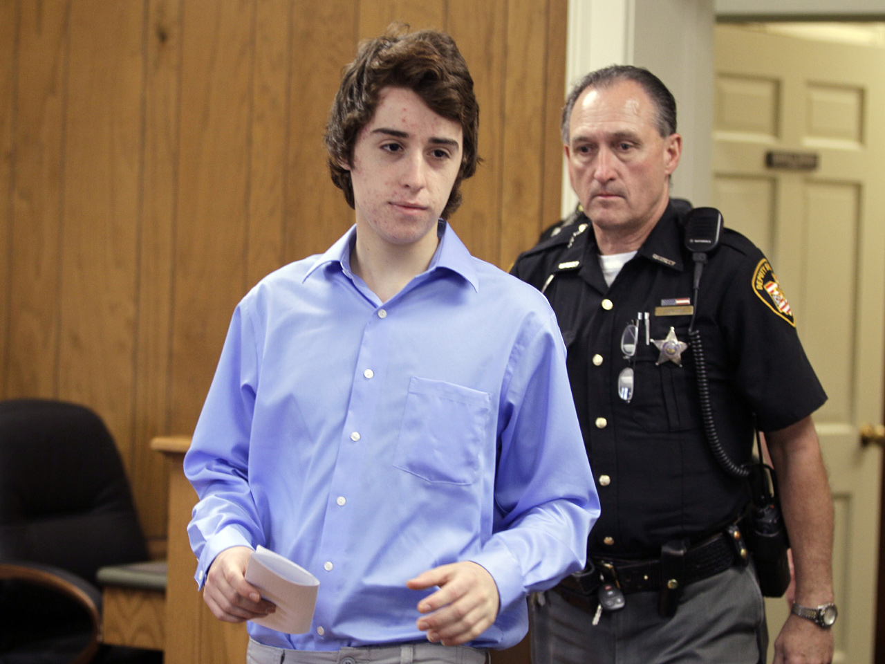 Tj Lane Pleads Not Guilty To Charges Stemming From Chardon High School Shooting In Ohio Cbs News 3498