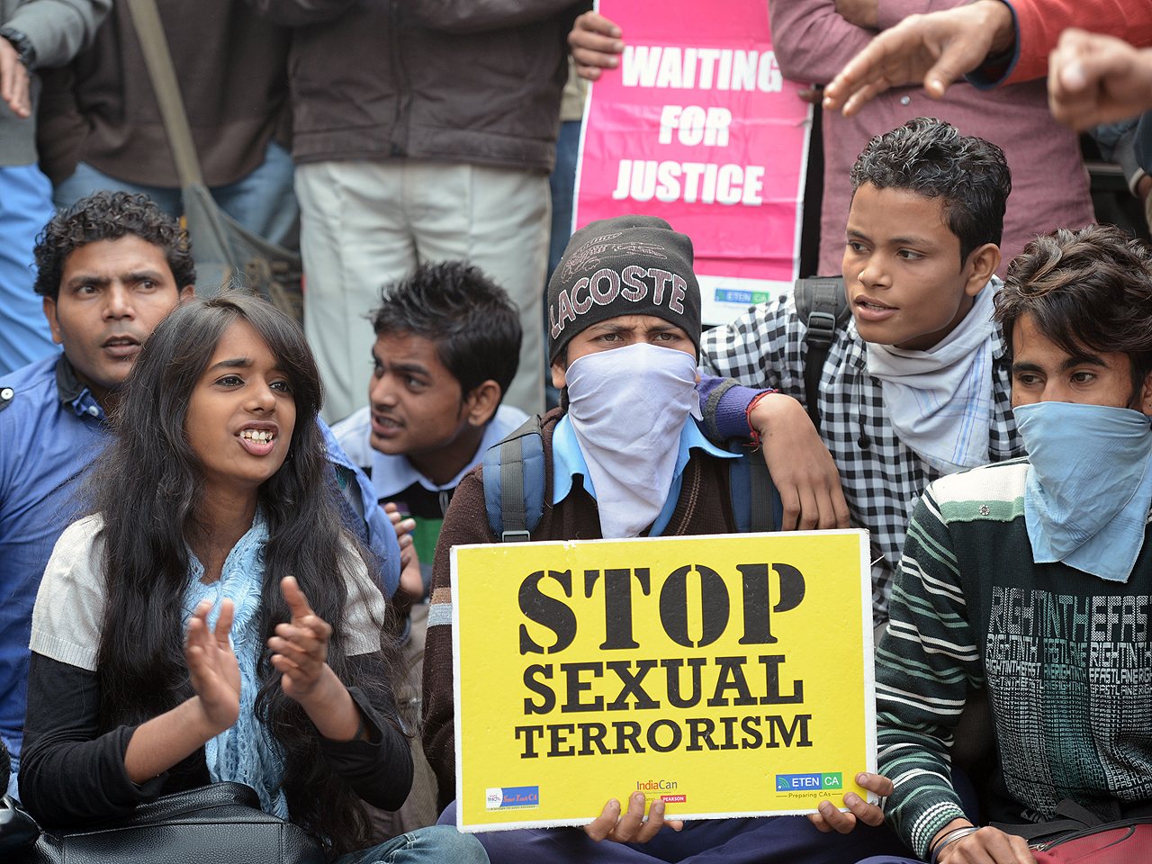 Police In India Clamp Down On Protests Over Gang Rape - CBS News