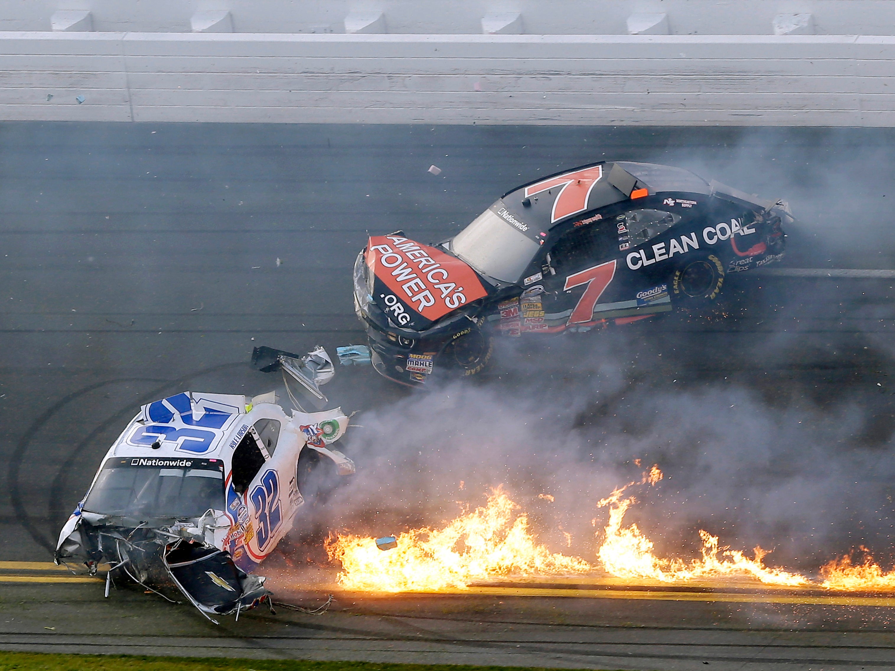Daytona racecar loses control Photo 16 Pictures CBS News