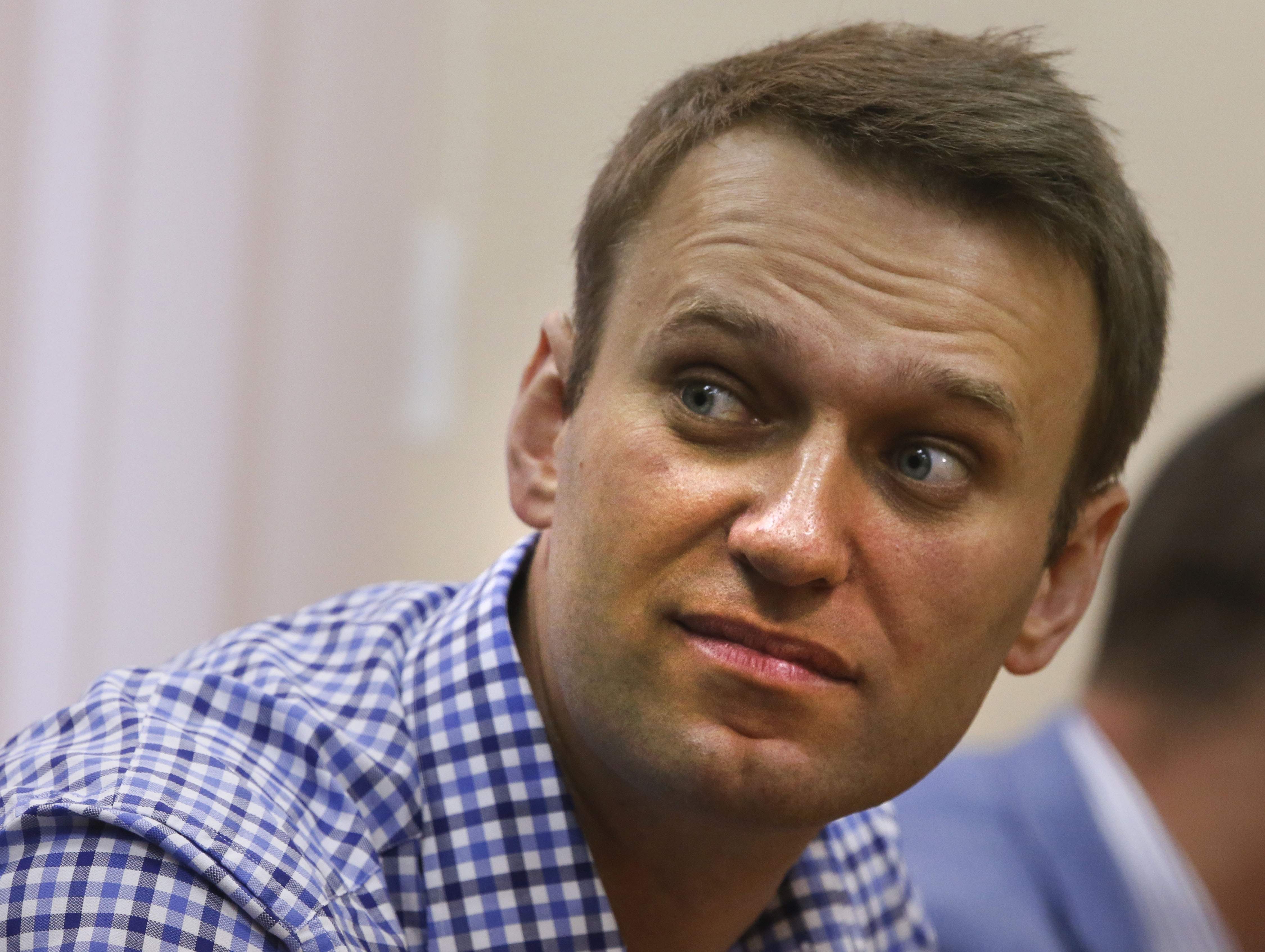 alexei-navalny-russia-opposition-leader-sentenced-to-5-years-for