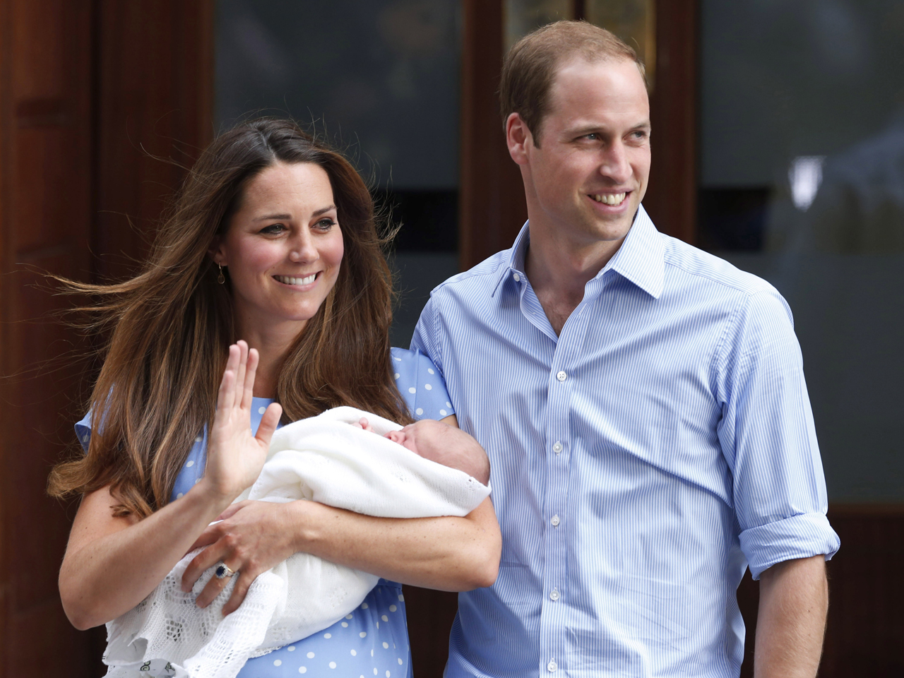 Royal baby name revealed: George Alexander Louis - CBS News