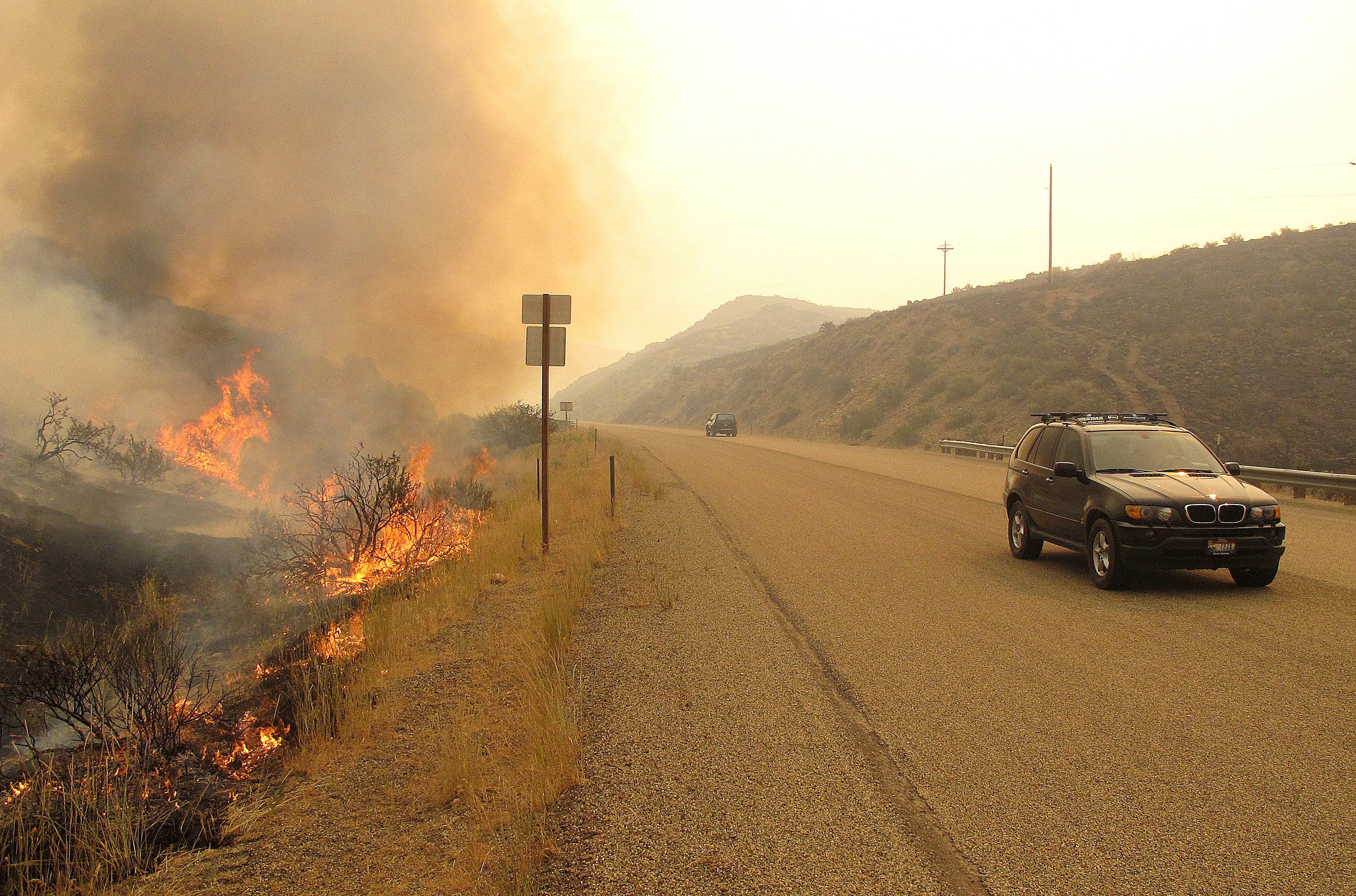 Wildfire blazes through Idaho Photo 4 Pictures CBS News