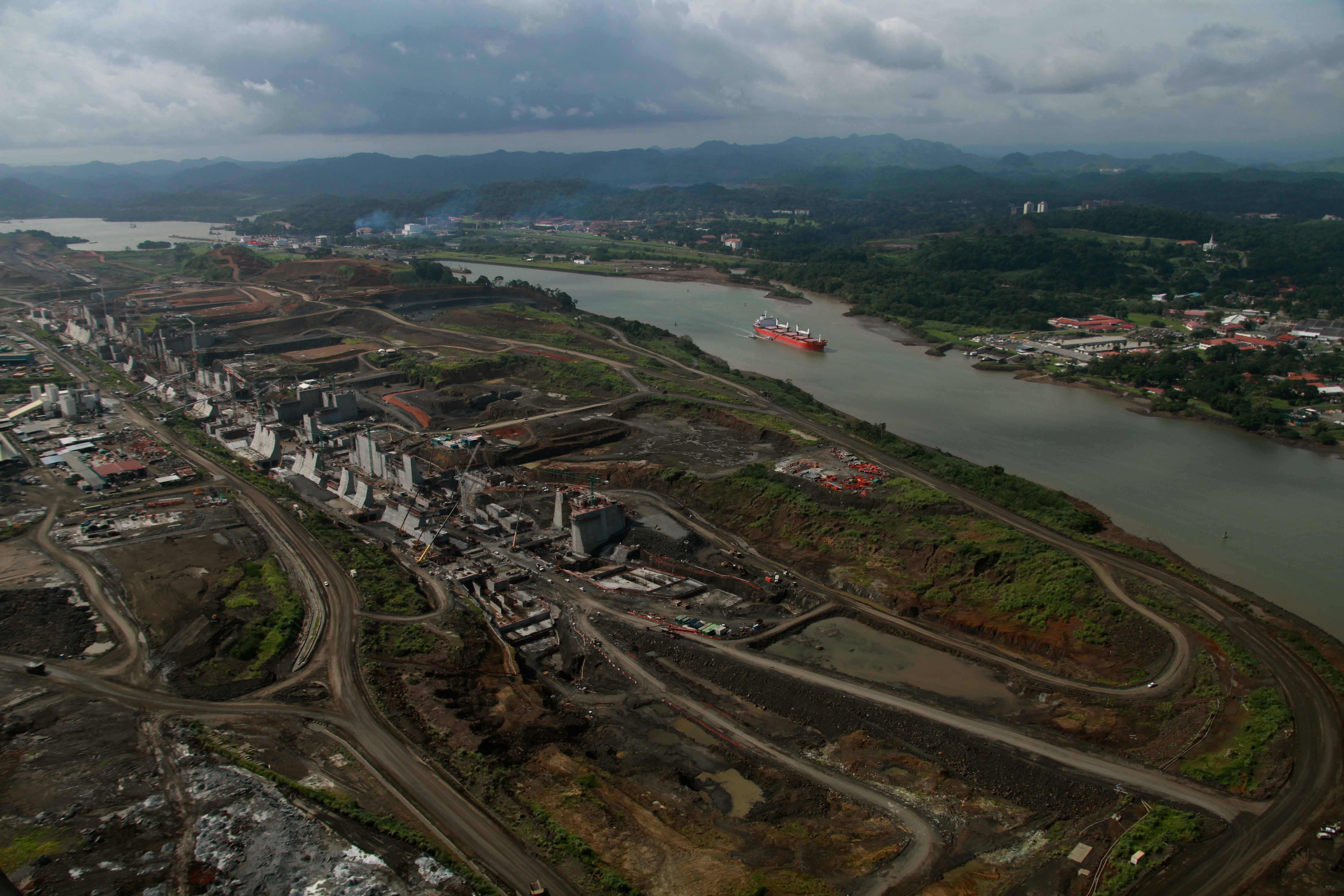 Breathtaking views of Panama Canal - Photo 24 - Pictures - CBS News