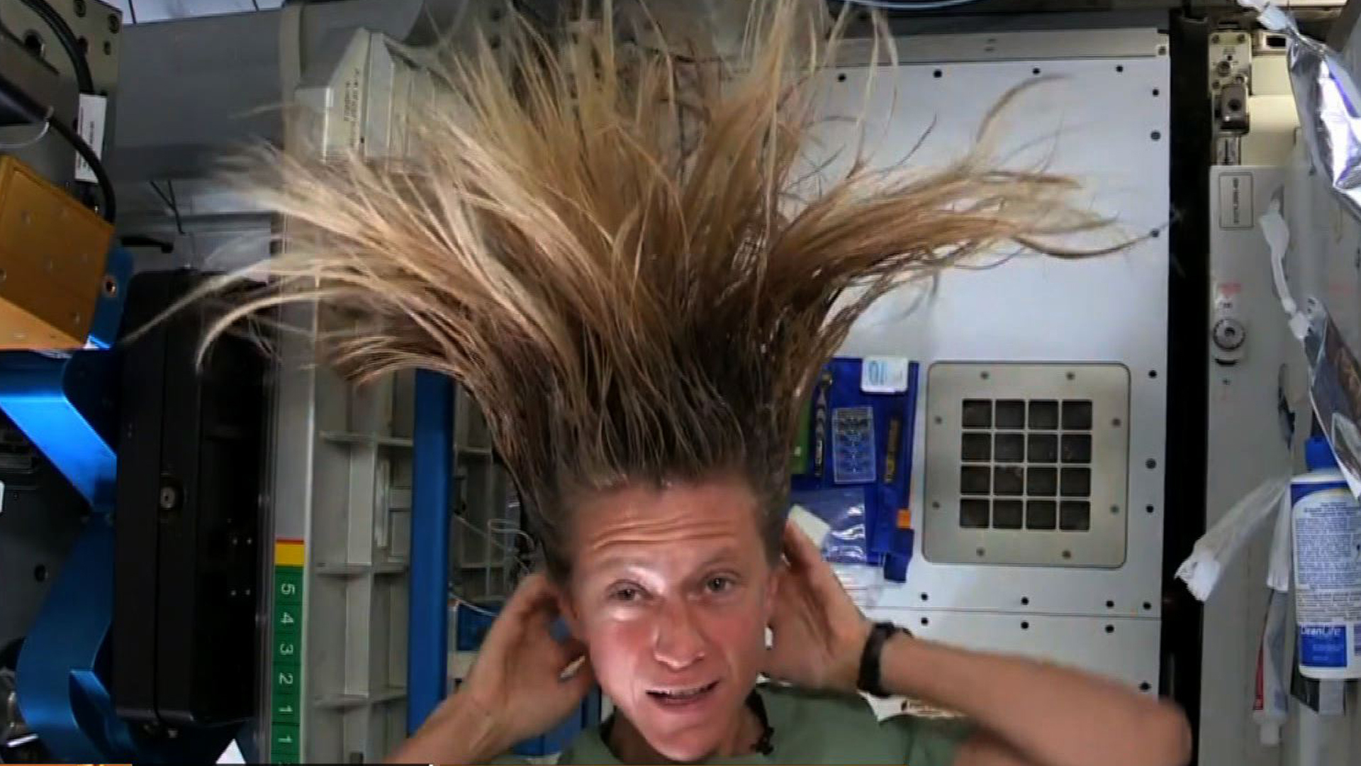 Astronaut Karen Nyberg on readjusting to life on Earth - CBS News