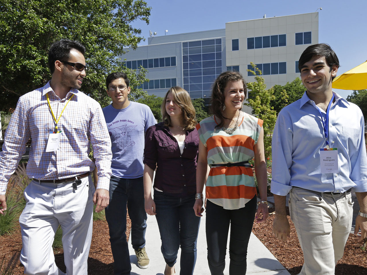 Silicon Valley interns enjoy a perkfilled summer CBS News