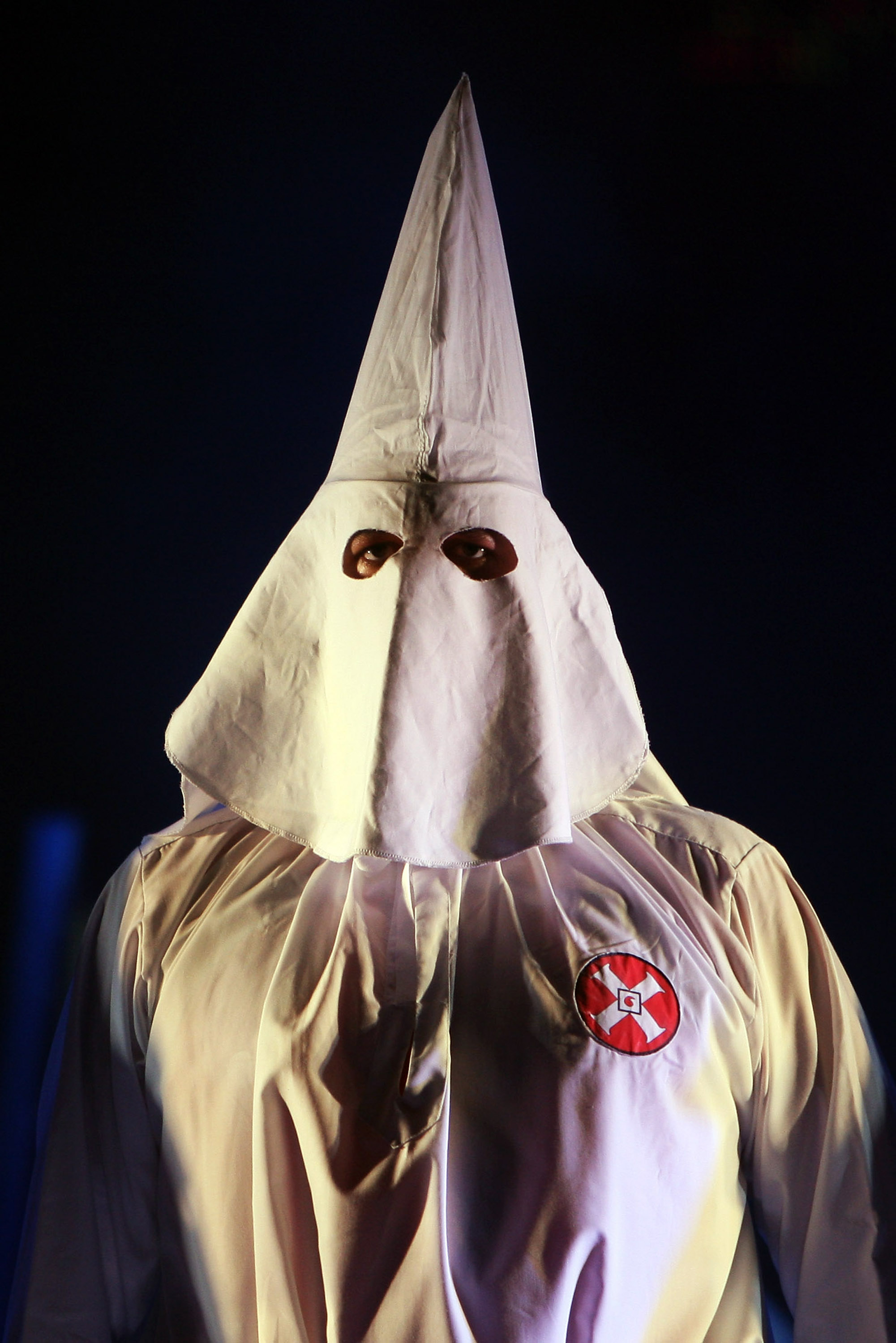 Ku Klux Klan Hood Wearer To Get 215000 From Los Angeles Cbs News