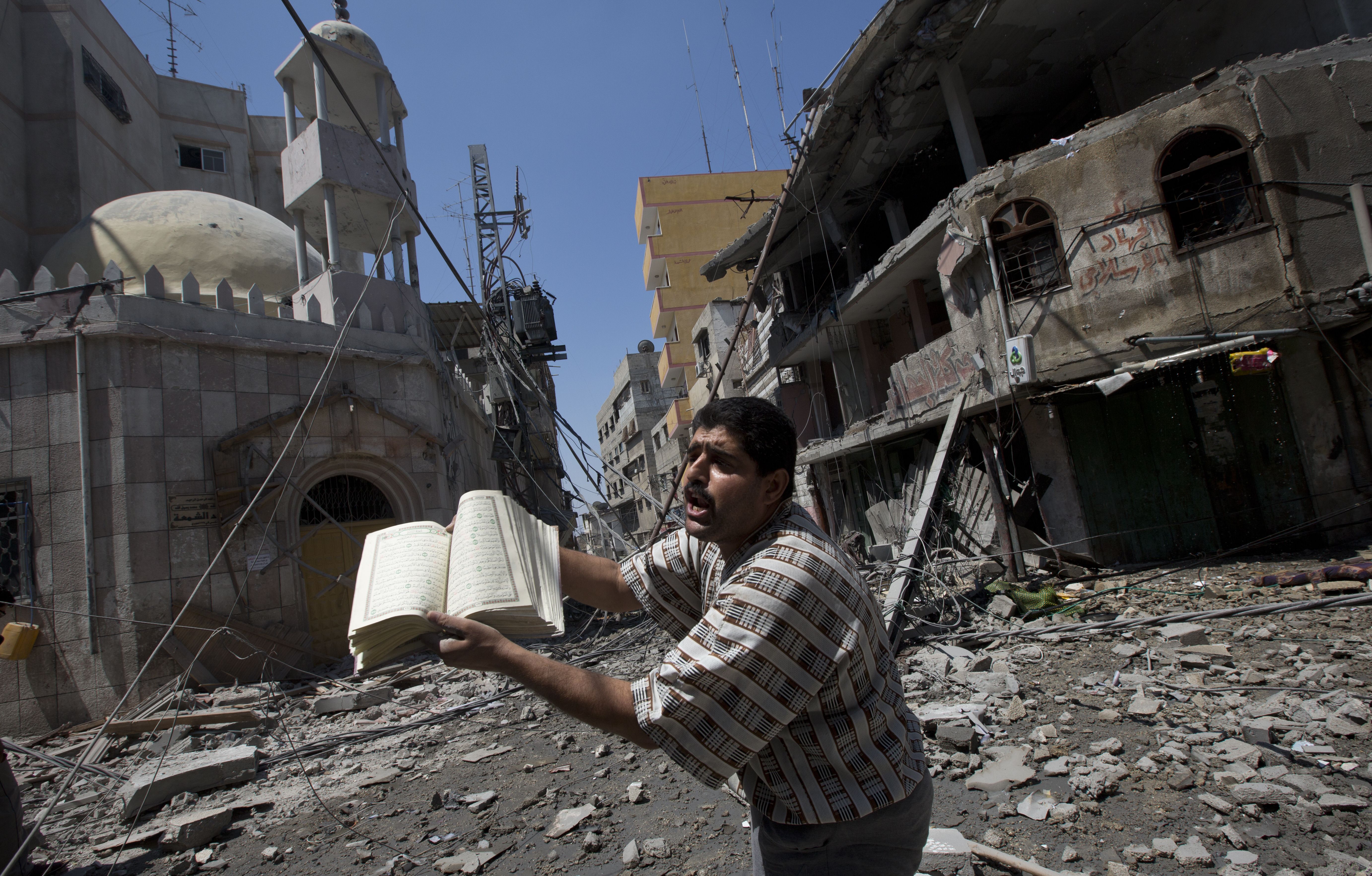 after-intense-fighting-in-gaza-israel-and-palestinians-observe