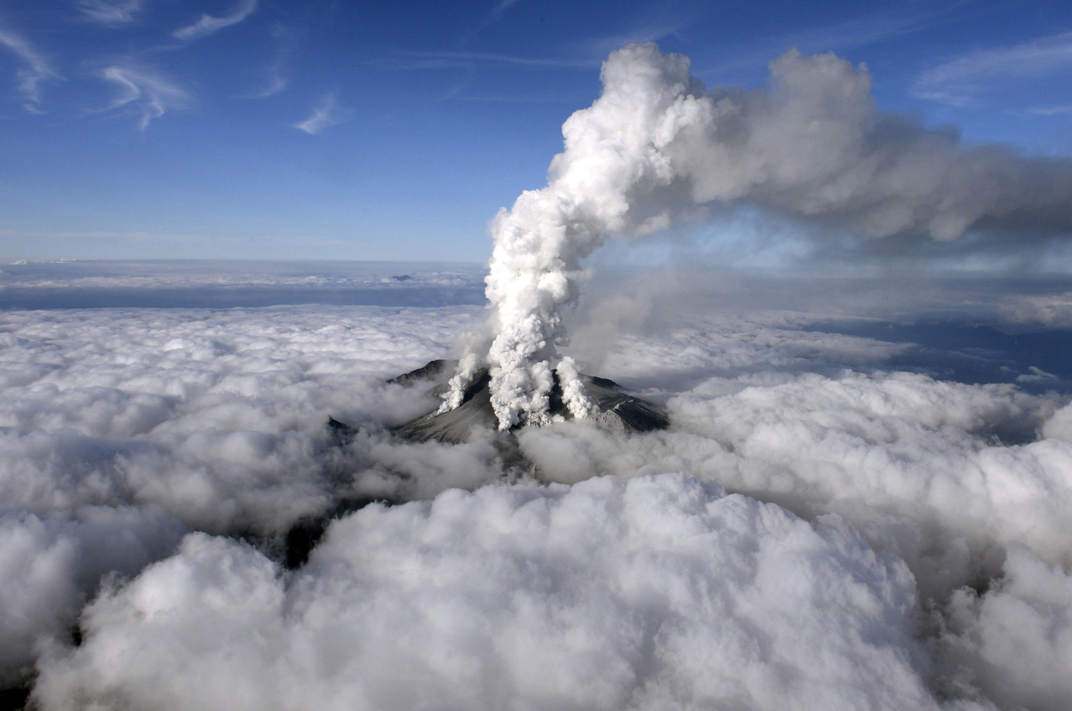 Mount Ontake Deadly Eruption In Japan Pictures Cbs News