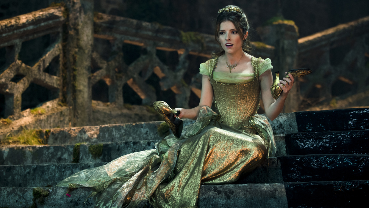 Hear Anna Kendrick sing as Cinderella in "Into the Woods" clip - CBS News