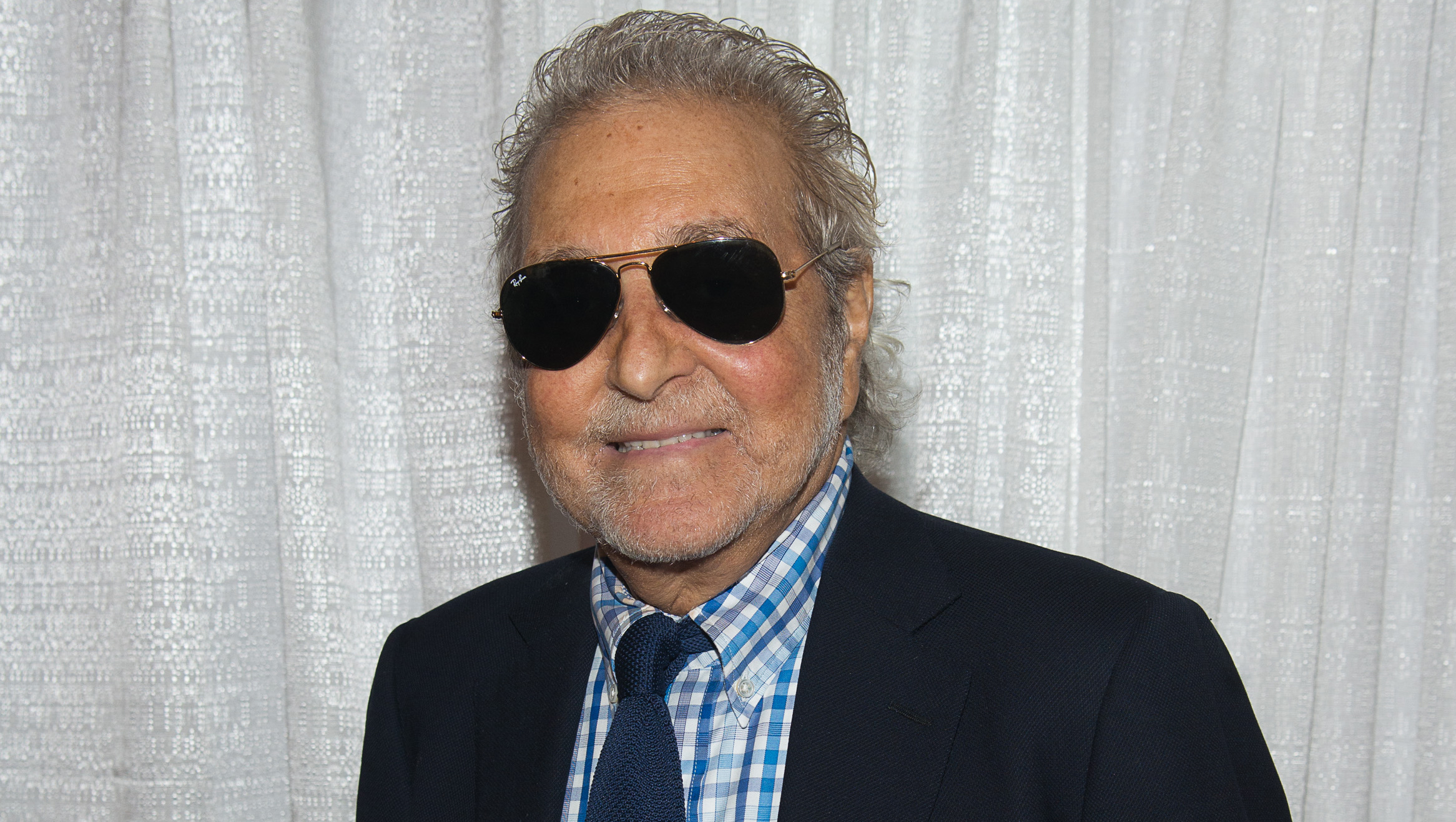 Fashion designer Vince Camuto dies at 78 CBS News