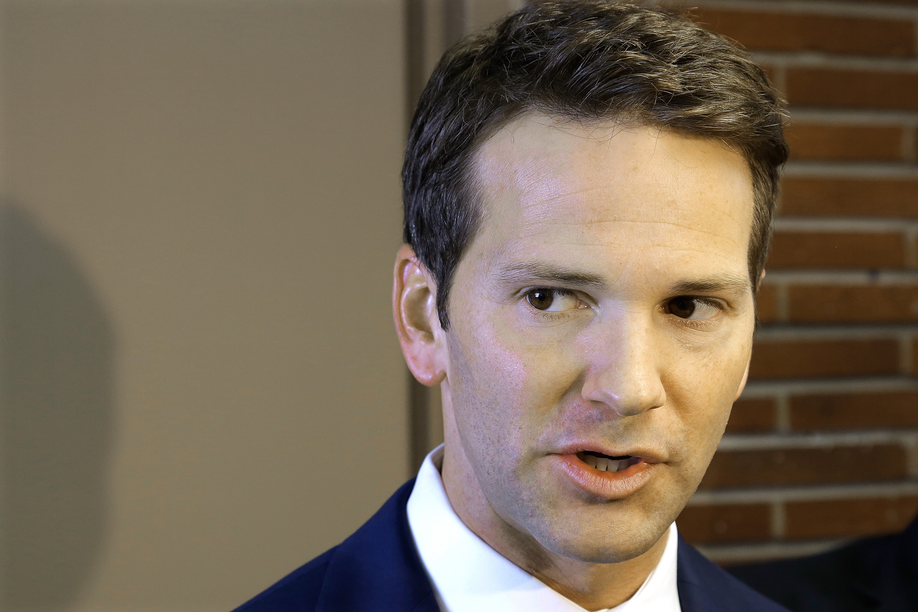 Ex Rep Aaron Schock Of Illinois Indicted By Federal Grand Jury Cbs News 3483