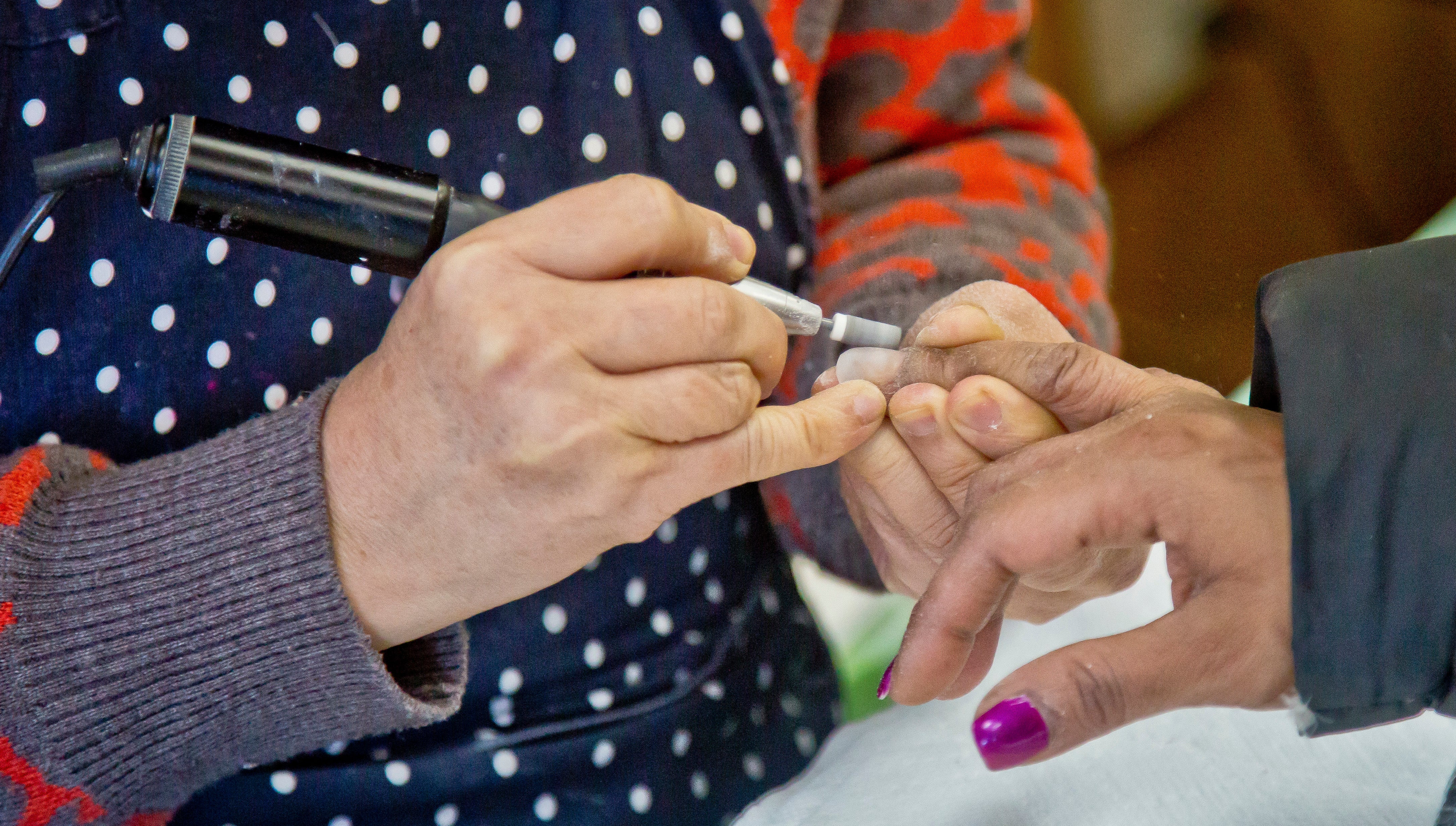 Nail Salon Workers Often Don T Make A Legal Wage Business Insider Nail Salons Open Late On Sunday Near Me Art Ideas