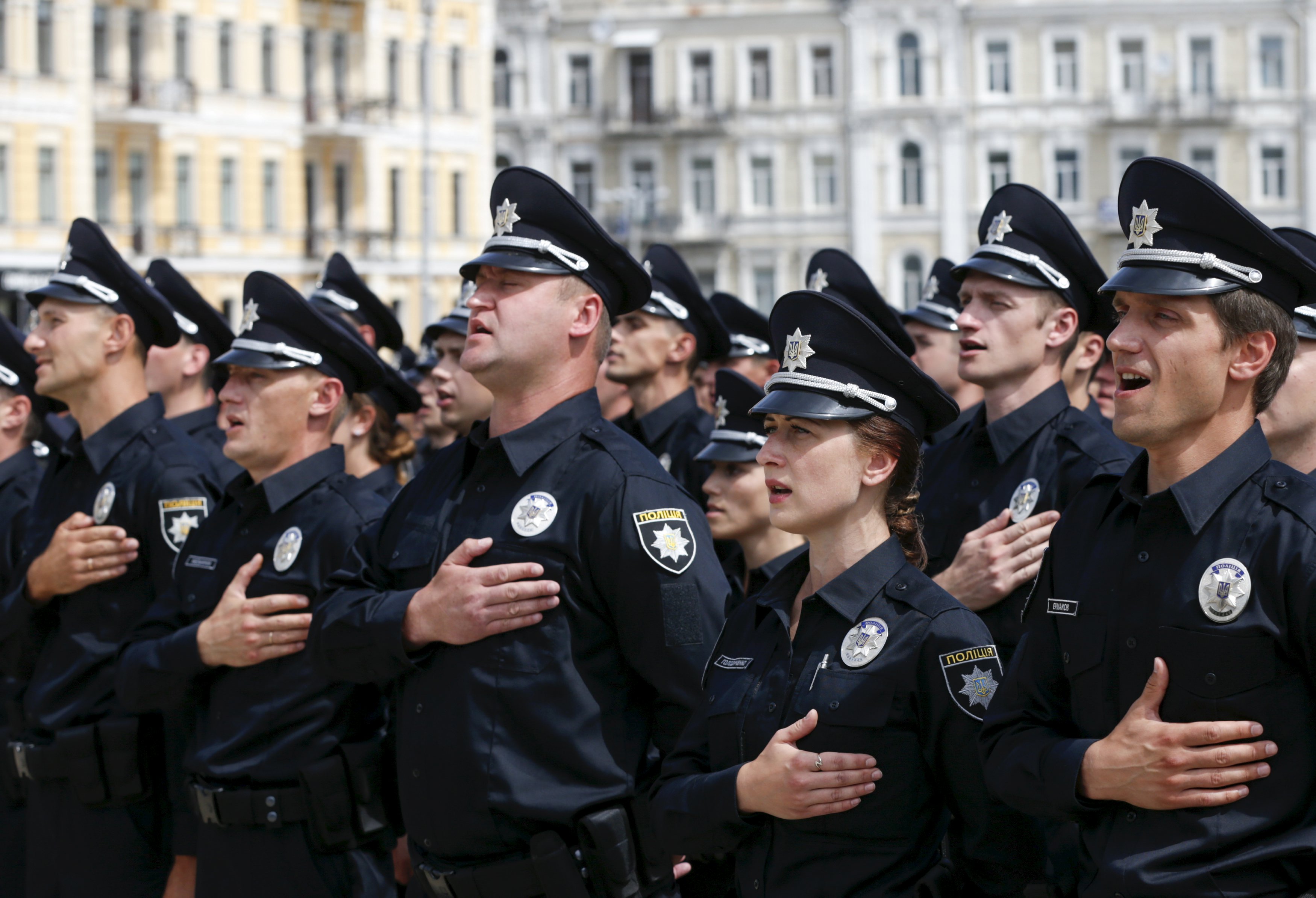 Ukraine Replaces Kiev Traffic Police Force With American Trained