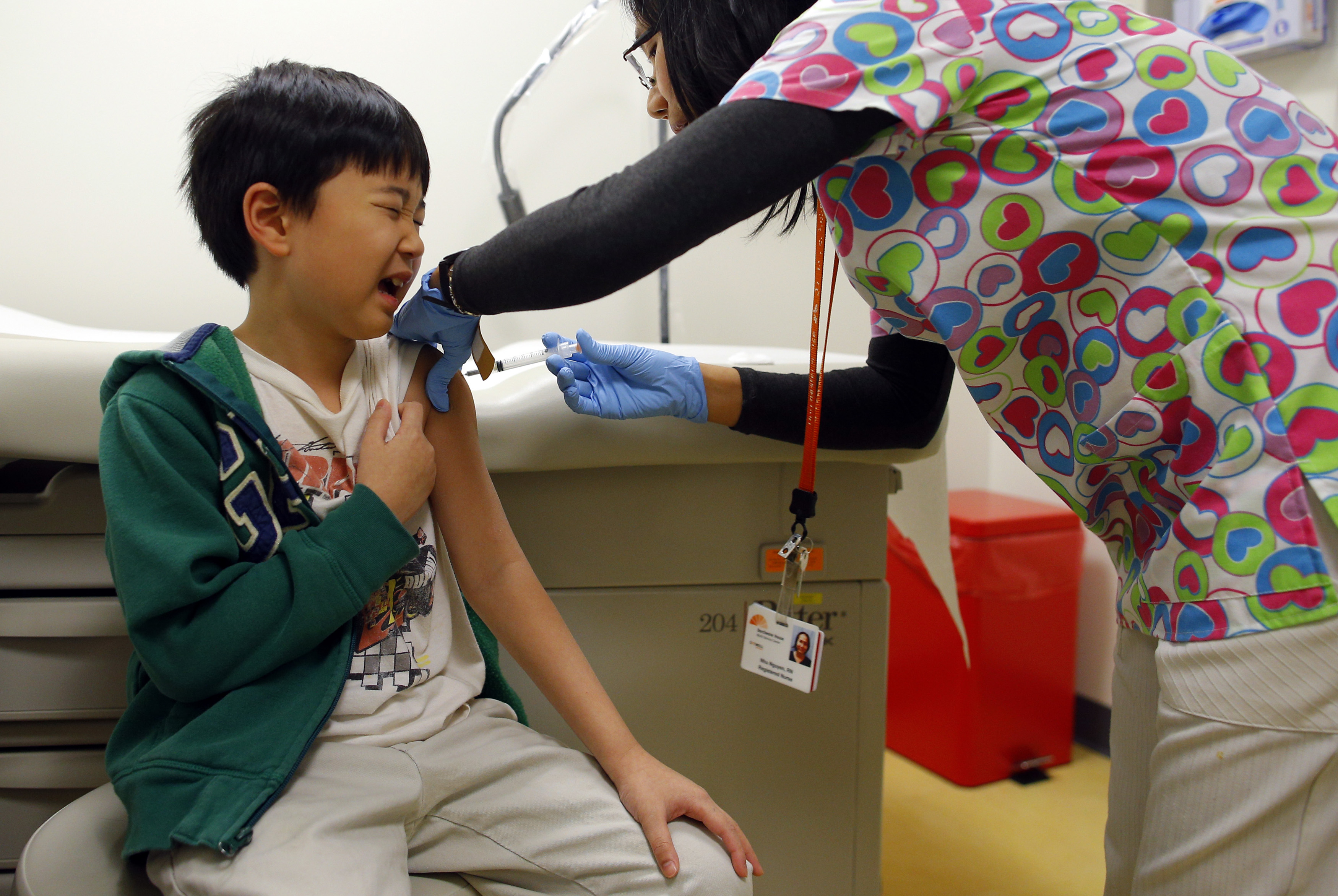 Shot vs. spray? New vaccine guidelines for kids this flu season CBS News