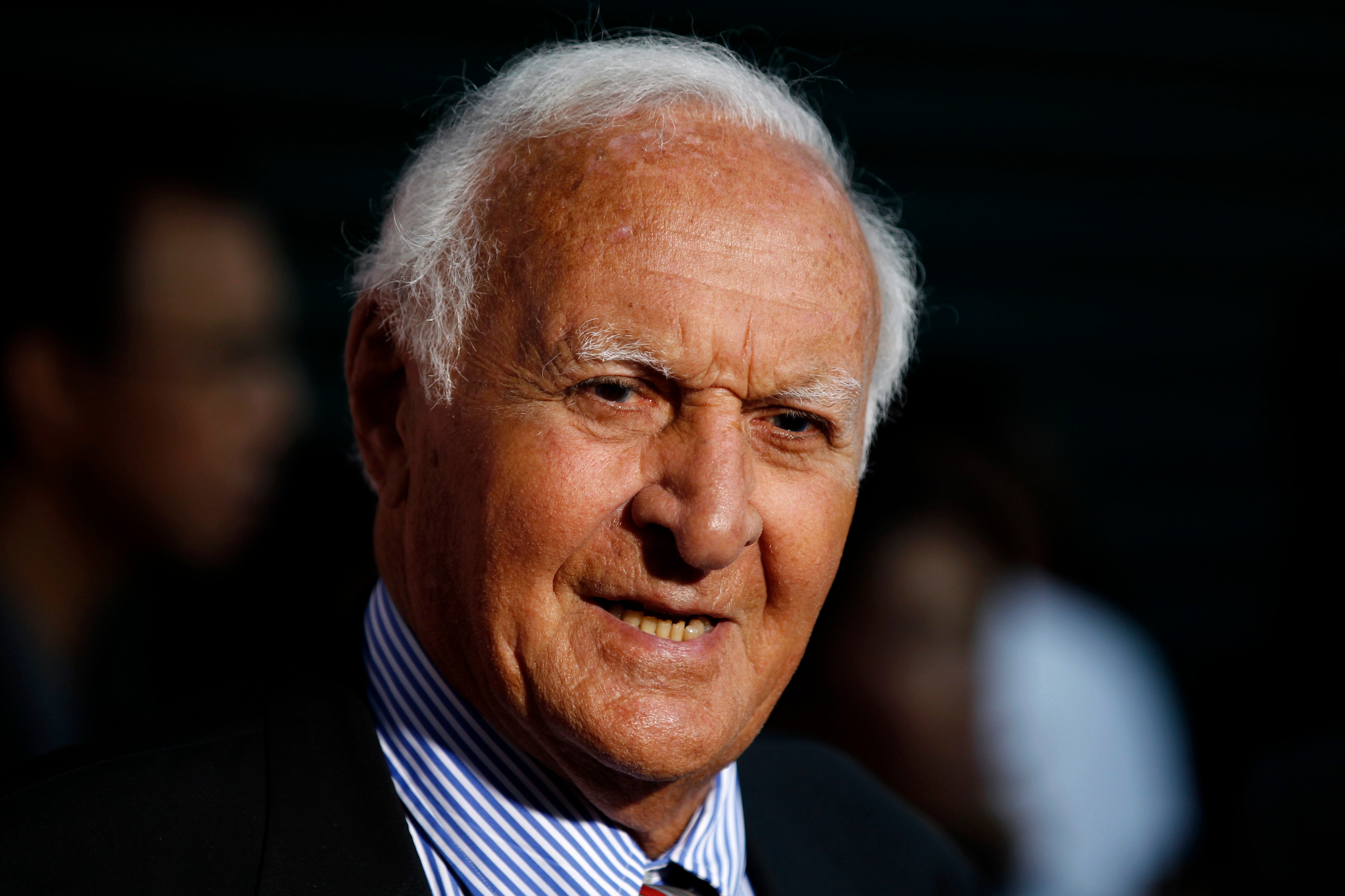 robert loggia robert loggia
