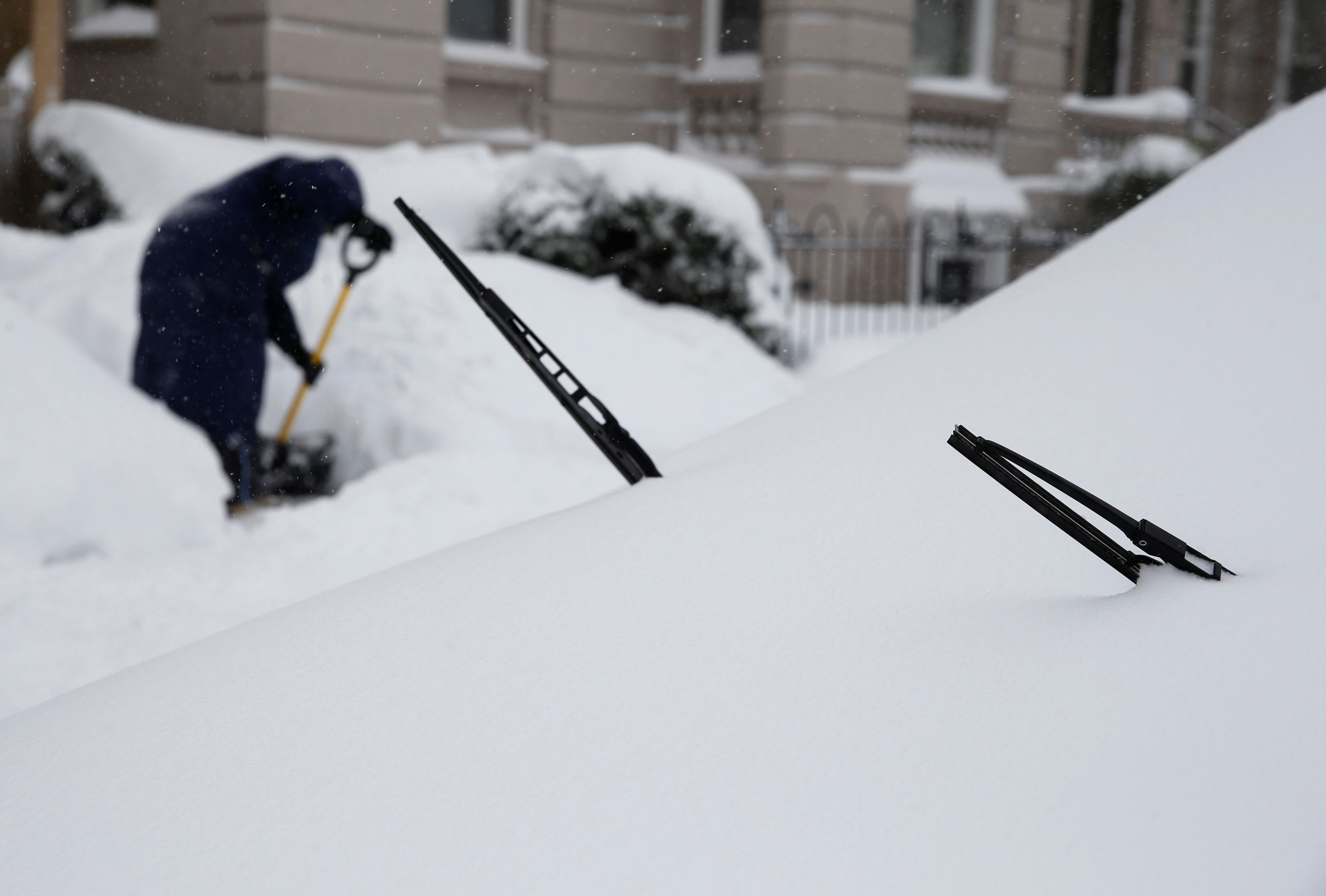 Winter storm 2016 After blizzard, snow shoveling linked to deadly