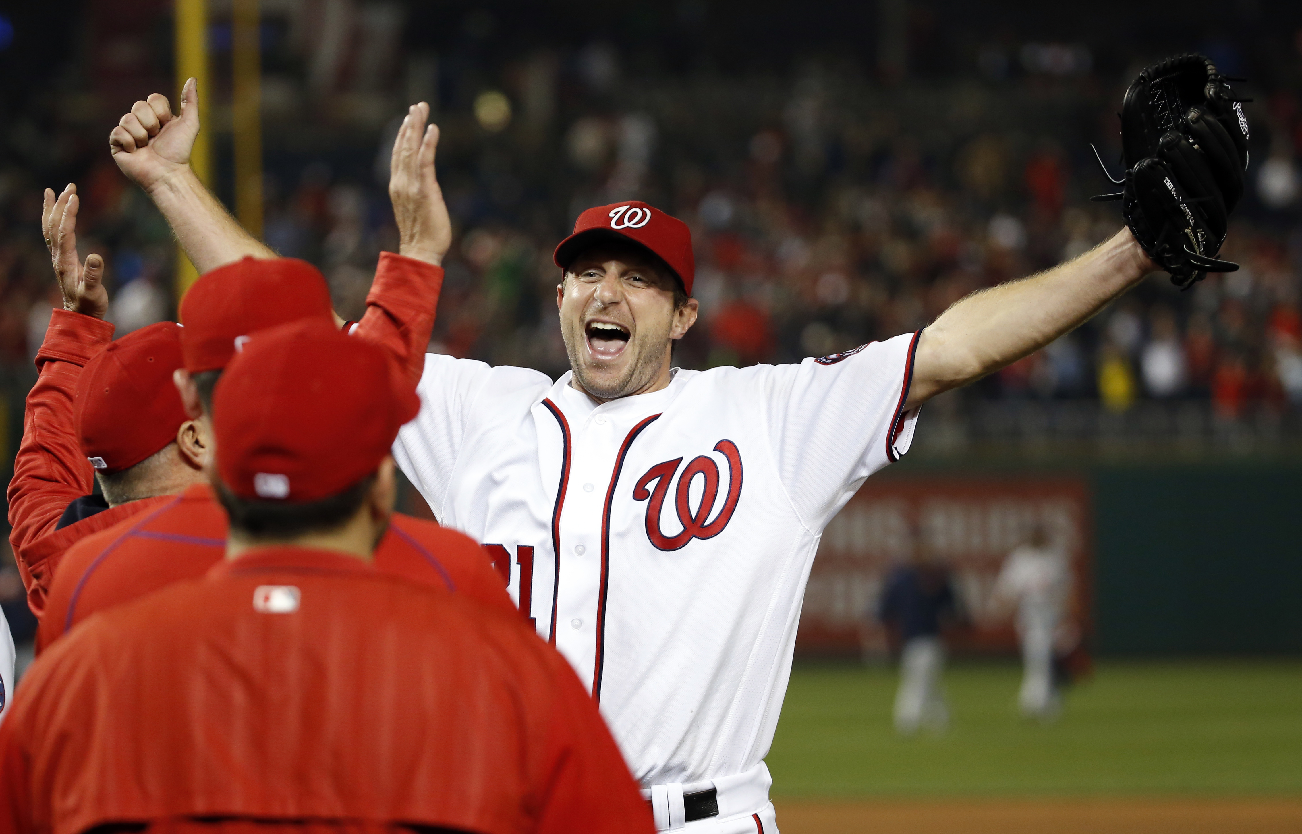 Washington Nationals Pitcher Max Scherzer Has 20 Strikeouts, Ties MLB ...