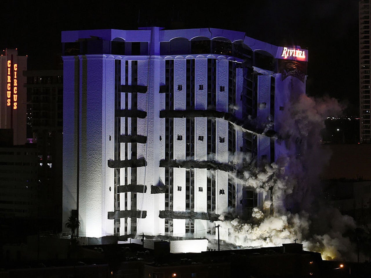 Riviera hotel and casino demolition