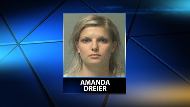 Amanda Caye Dreier Iowa Teacher Had Sex With Recent High School Graduate Cops Say Cbs News