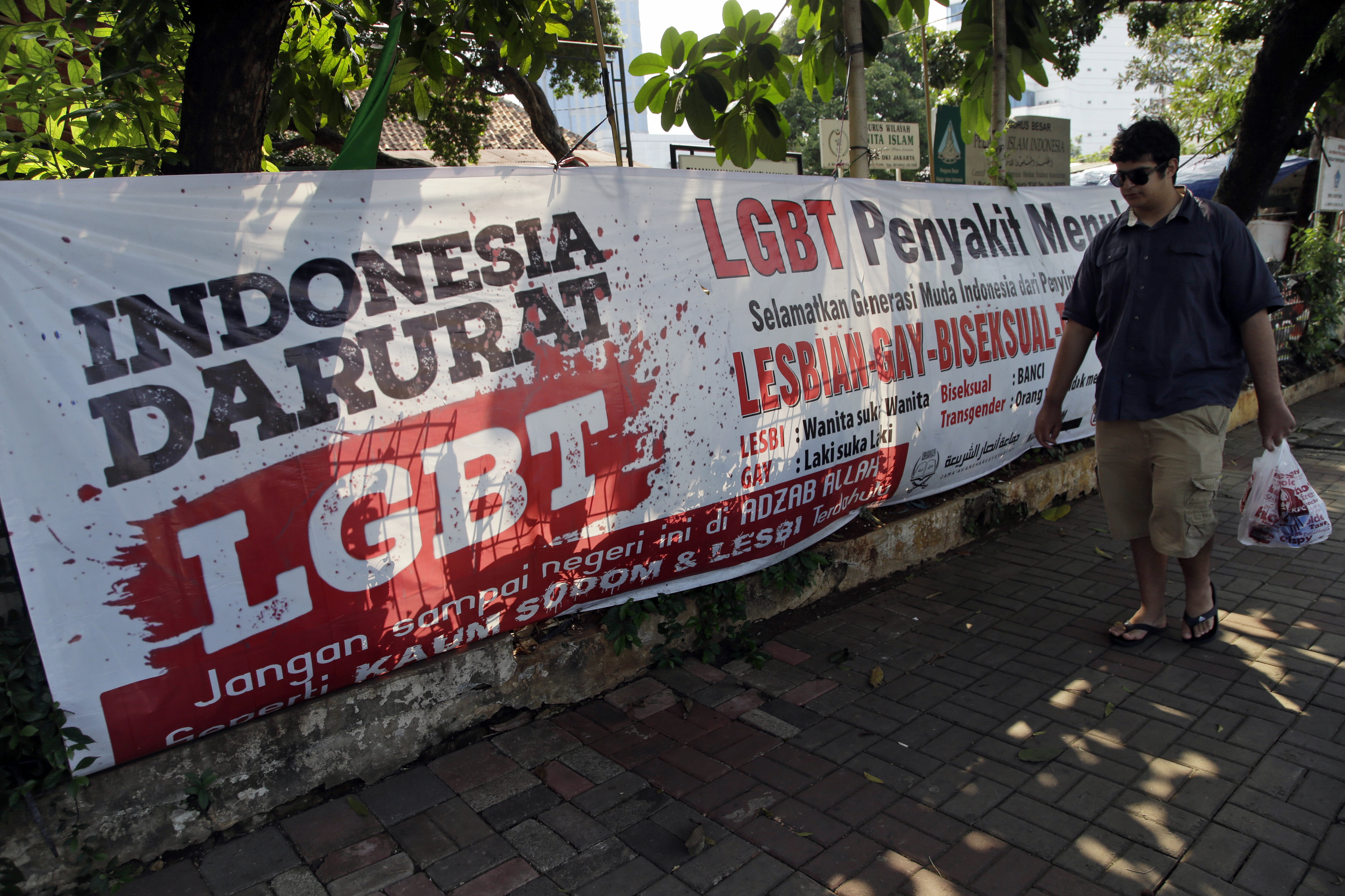 Indonesia S Top Court Considering Whether To Make Gay Sex