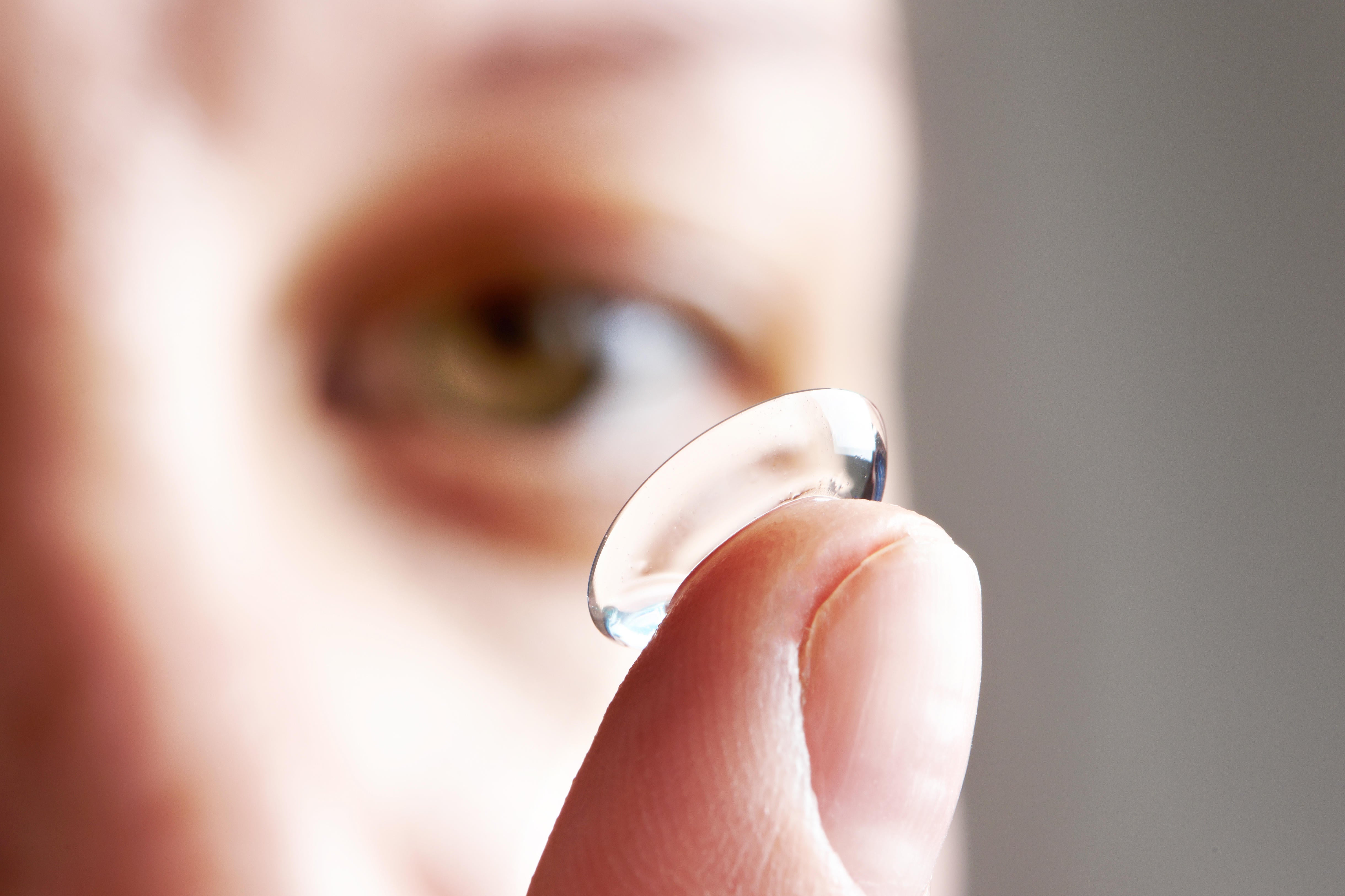 Contact lens infection acanthamoeba keratitis leads to man losing his eye CBS News