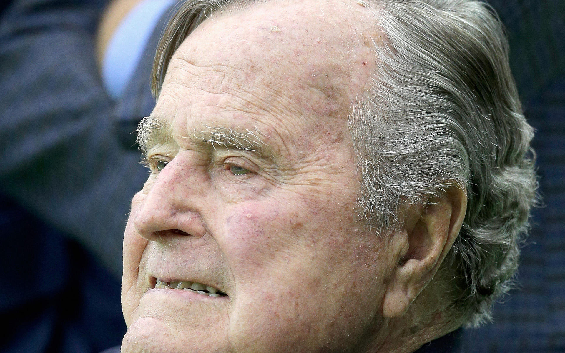 george-h-w-bush-feeling-well-enough-to-tweet-to-newly-elected