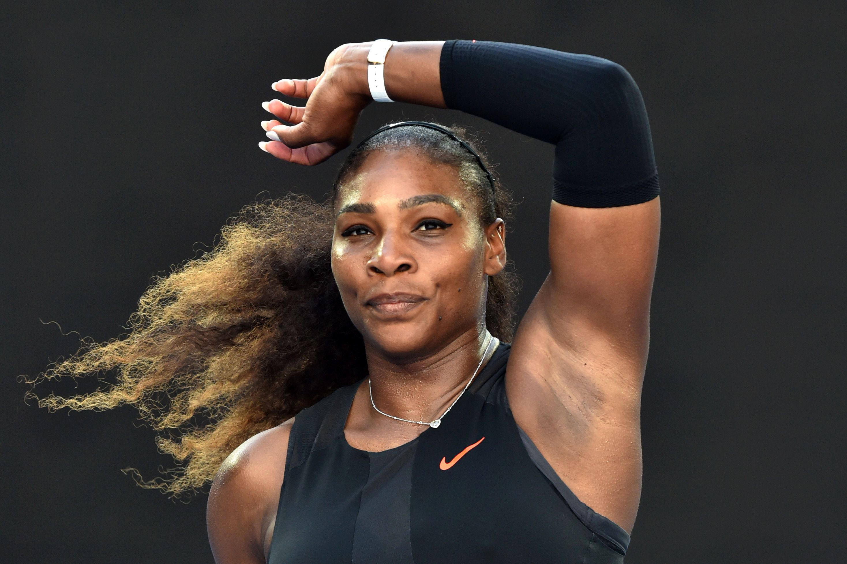 Australian Open finals feature Serena Williams facing sister Venus Williams - CBS News