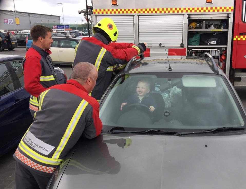 I Locked My Keys In My Car >> Toddler locks himself inside car, laughs as 5 firefighters desperately try to free him - CBS News I Locked My Keys In My Car >> Toddler locks himself inside car, laughs as 5 firefighters desperately try to free him - CBS News