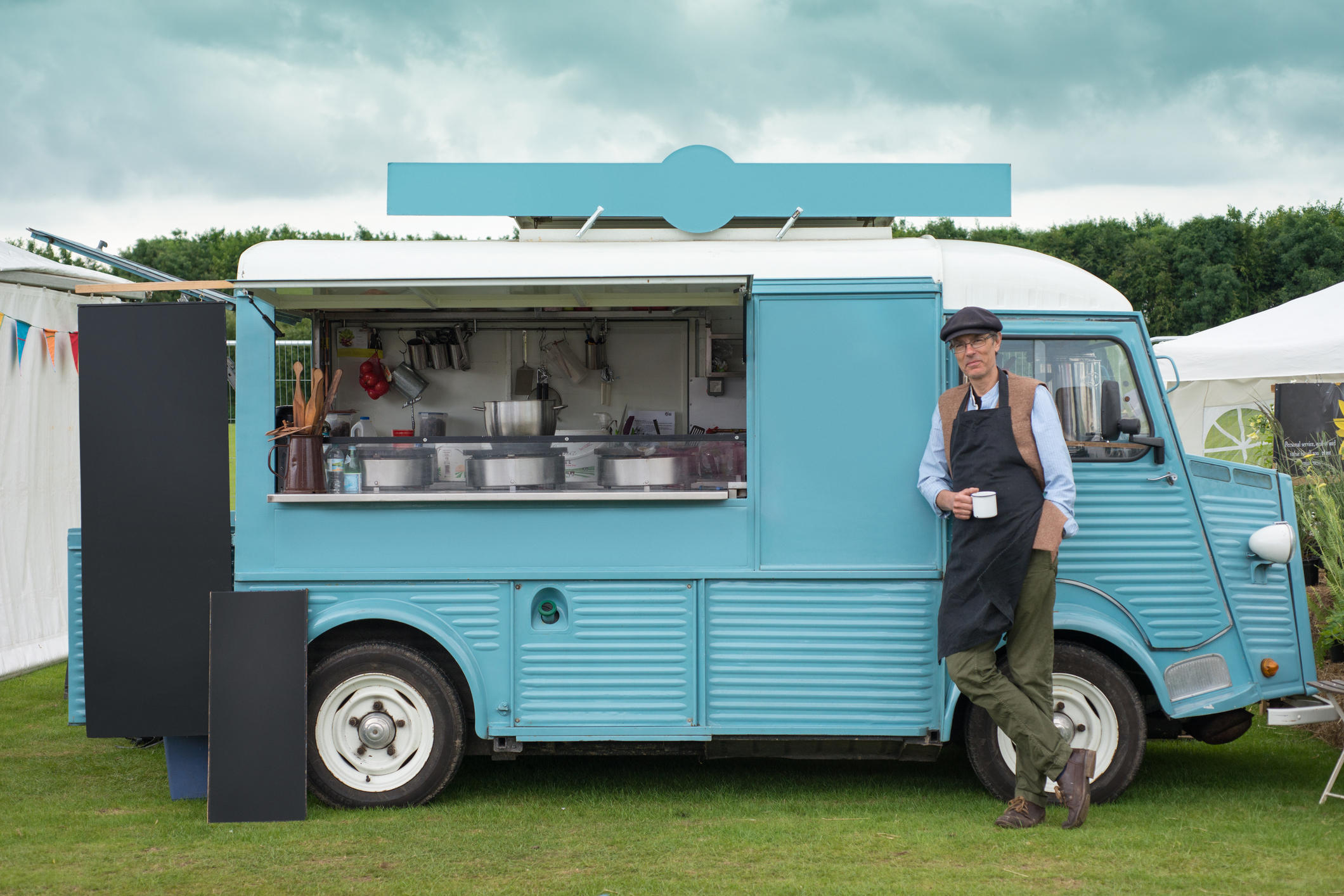 5-questions-to-ask-before-starting-a-food-truck-business-cbs-news