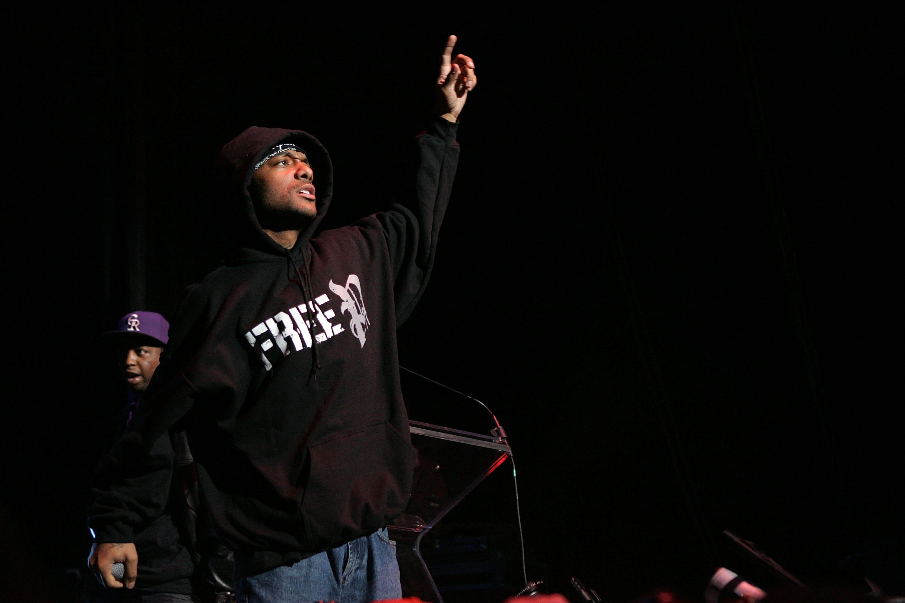 Prodigy, Mobb Deep rapper, is dead at 42 (16.99/27)