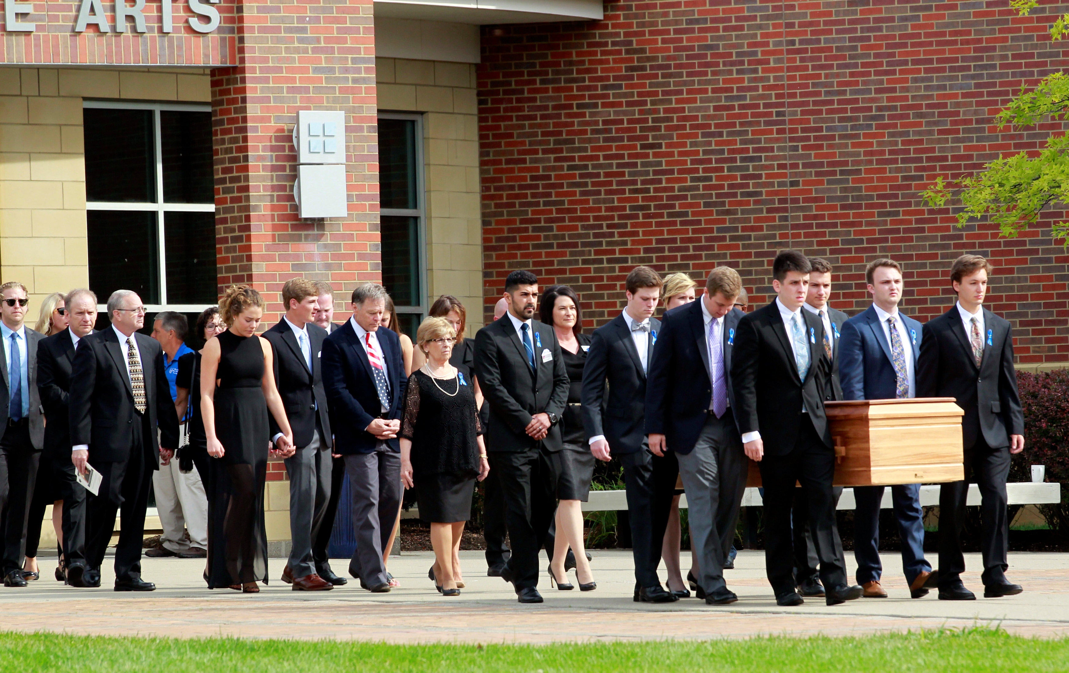 Mourners gather for Otto Warmbier's funeral Mourners gather for Otto Warmbier's funeral