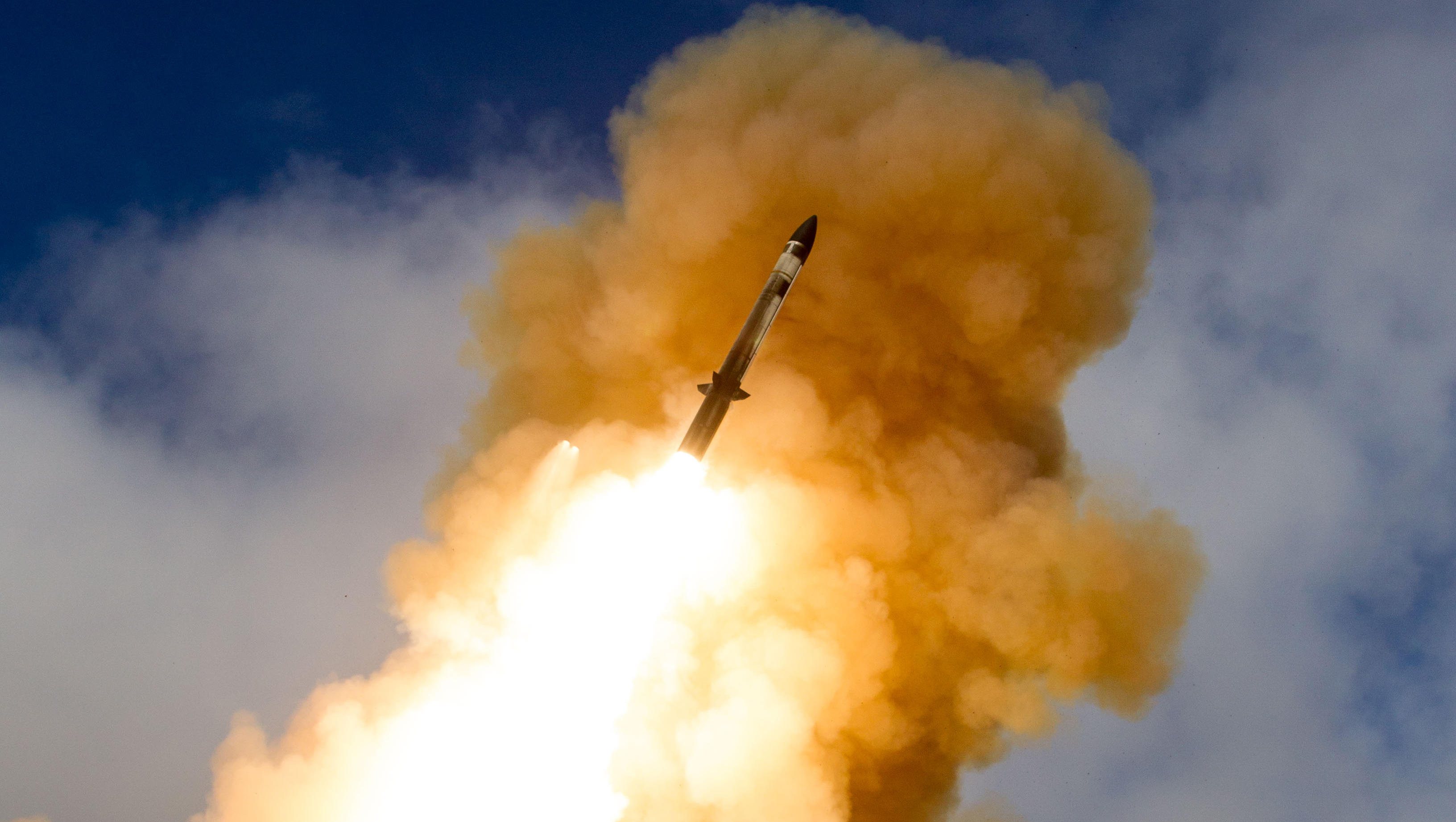U.S. missile defense test fails over Pacific