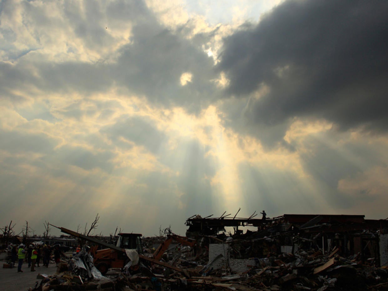 Joplin tornado aftermath Photo 27 Pictures CBS News