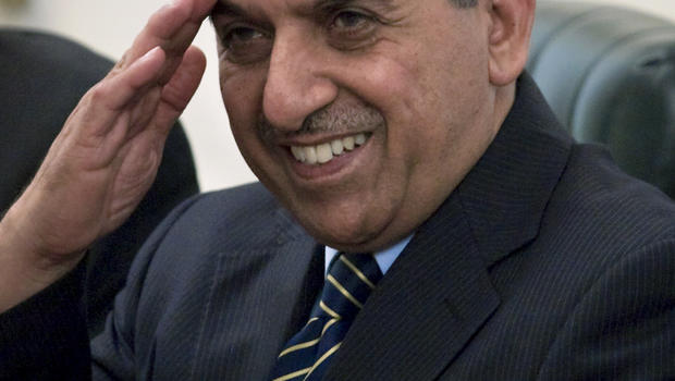 Ahmed Shuja Pasha , heads of Pakistan&#39;s military-run spy network Inter-Services Intelligence, salutes during meeting in Islamabad, Pakistan. AP - Pasha_110611027258