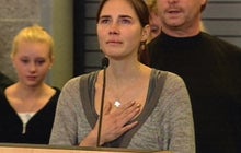 Amanda Knox's tearful return to the U.S.