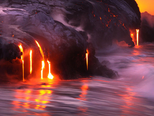 Dramatic Lava Flow In Hawaii Photo 1 Pictures Cbs News 