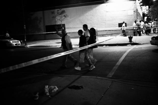 chicago-gang-violence-photographing-chicago-s-gang-violence