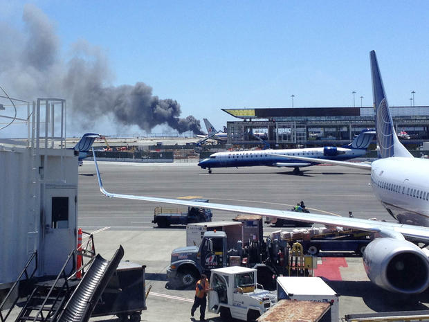 Asiana Airlines Crash In San Francisco Photo 1 Pictures Cbs News 