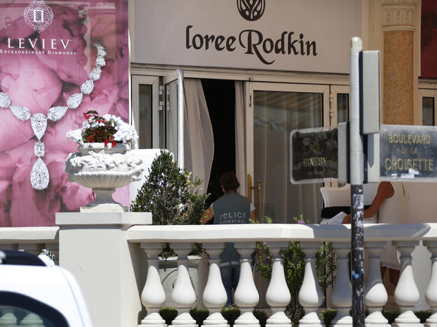 Intercontinental Carlton Hotel, Cannes, France, jewelry, heist