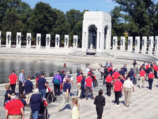 Benjamin Joyner arrived at the World War II memorial with a group of 90 other veterans.