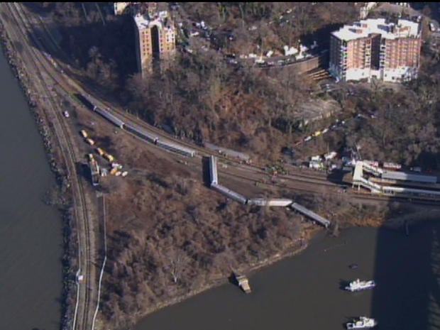 bronx_train_crash_wide.jpg