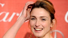 julie.AP454556298710.jpg