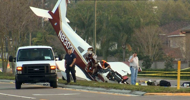 Small plane crashes en route to Florida from Chicago, Illinois CBS News