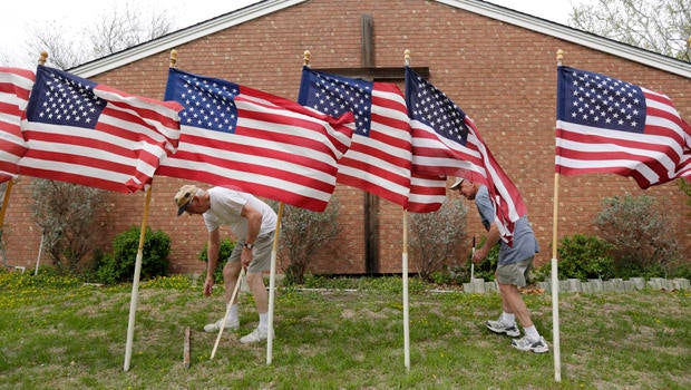fort-hood-flags.jpg