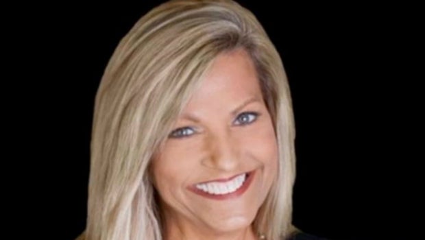 Arkansas woman takes plea deal in murder of real estate agent - CBS News