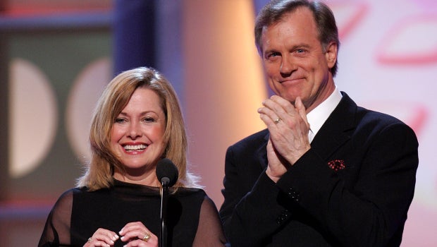Mom on '7th Heaven' open to reunion show without Stephen Collins