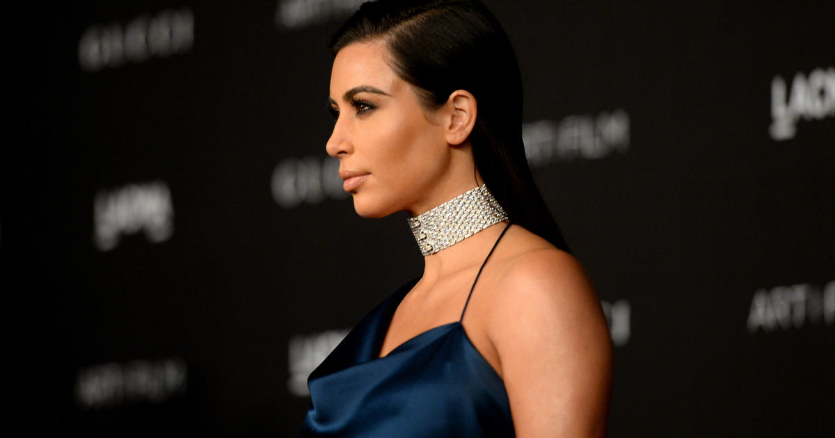 Kim Kardashian S Butt Shot Was Her Idea Says Paper Magazine Cbs News