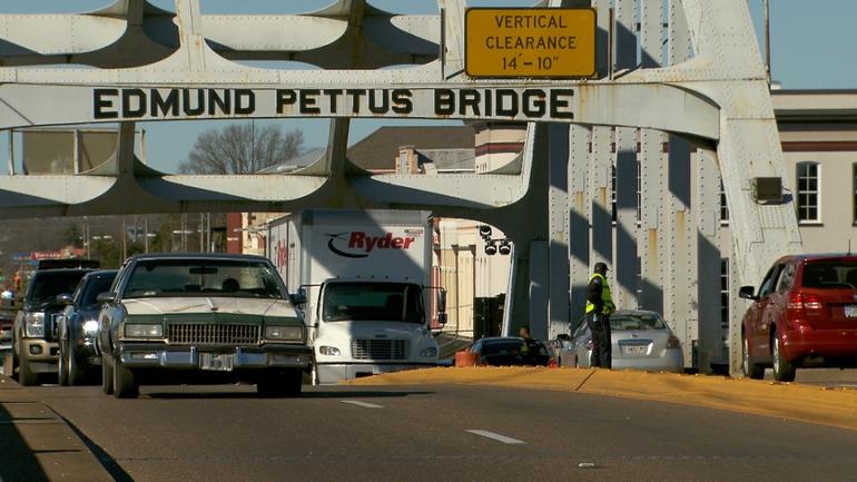 edmund-pettus-bridge-3.jpg